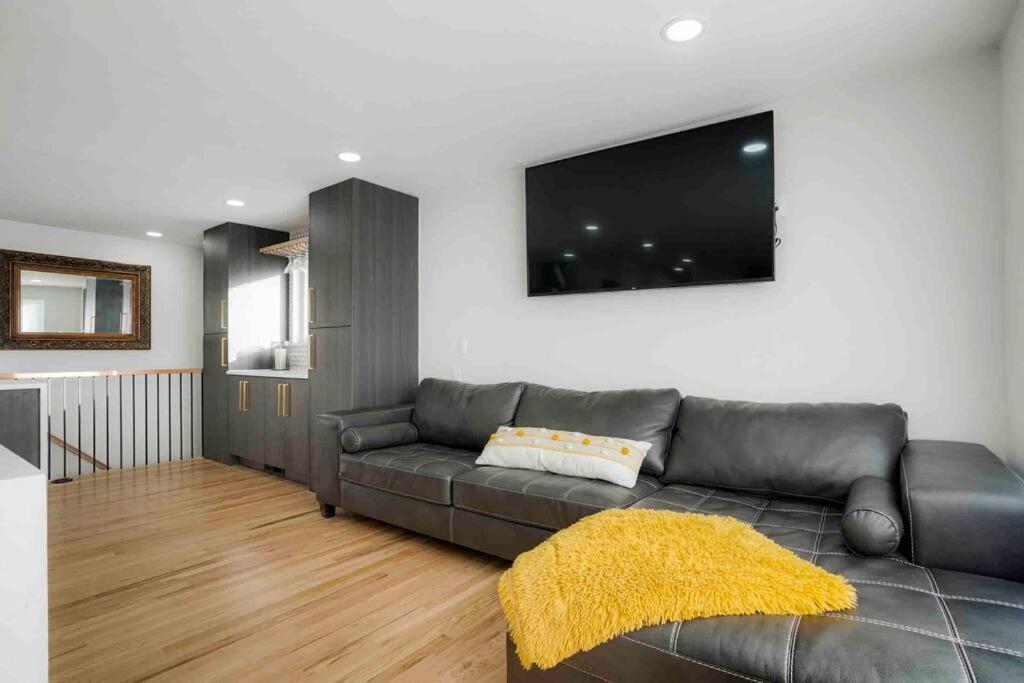 Sleeps 16 - 15 Min/Downtown, 10 Min/Medical Center Villa Aurora Exterior foto