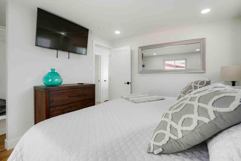 Sleeps 16 - 15 Min/Downtown, 10 Min/Medical Center Villa Aurora Exterior foto