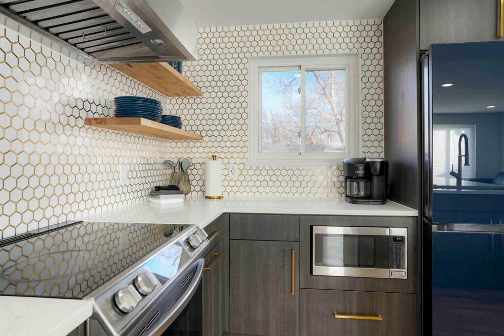 Sleeps 16 - 15 Min/Downtown, 10 Min/Medical Center Villa Aurora Exterior foto