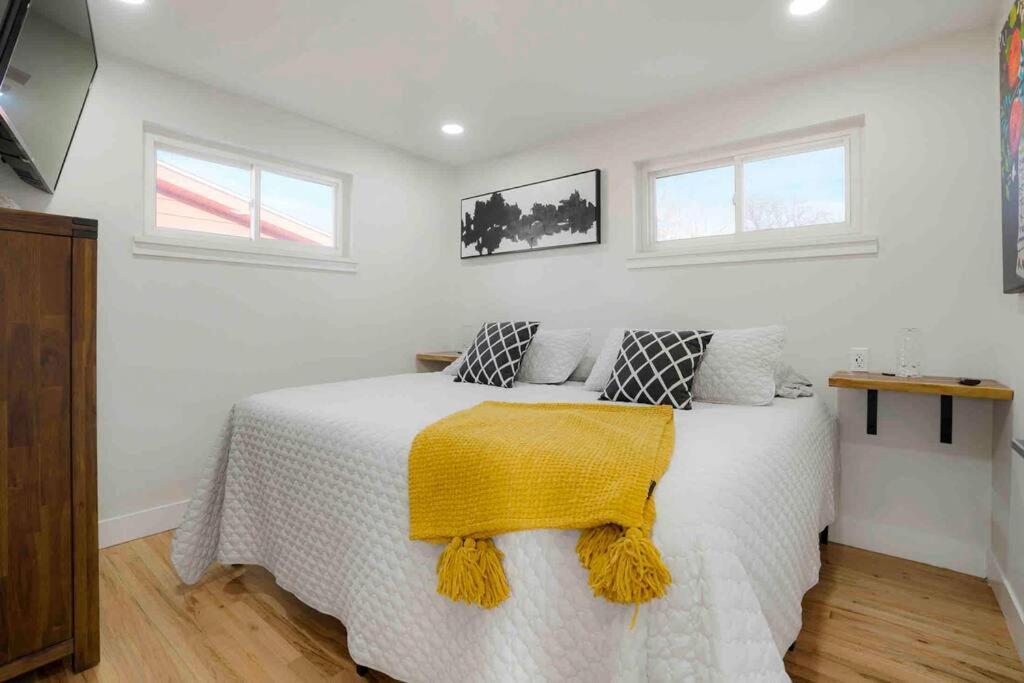 Sleeps 16 - 15 Min/Downtown, 10 Min/Medical Center Villa Aurora Exterior foto