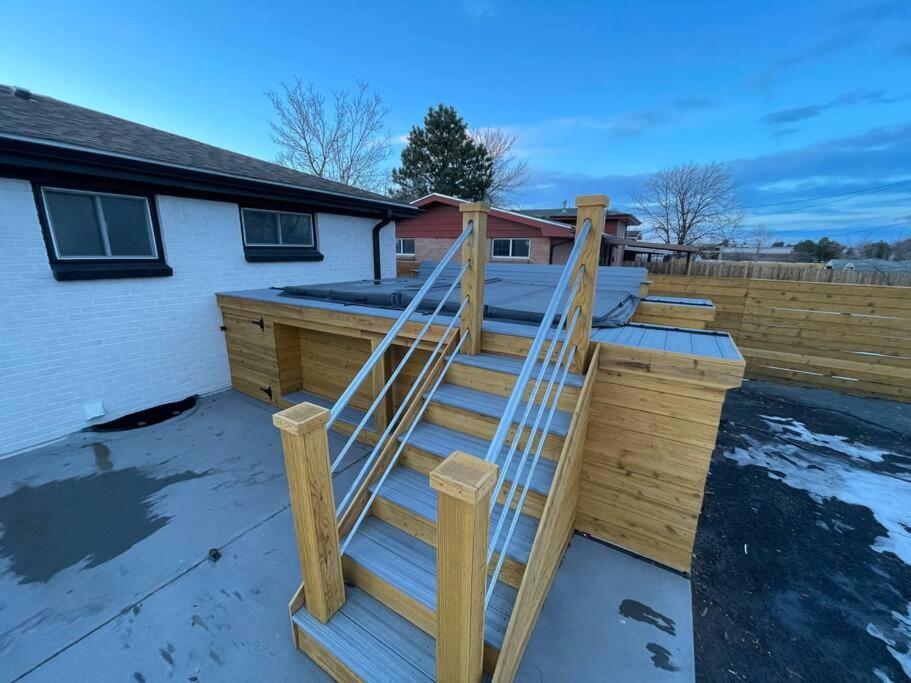 Sleeps 16 - 15 Min/Downtown, 10 Min/Medical Center Villa Aurora Exterior foto